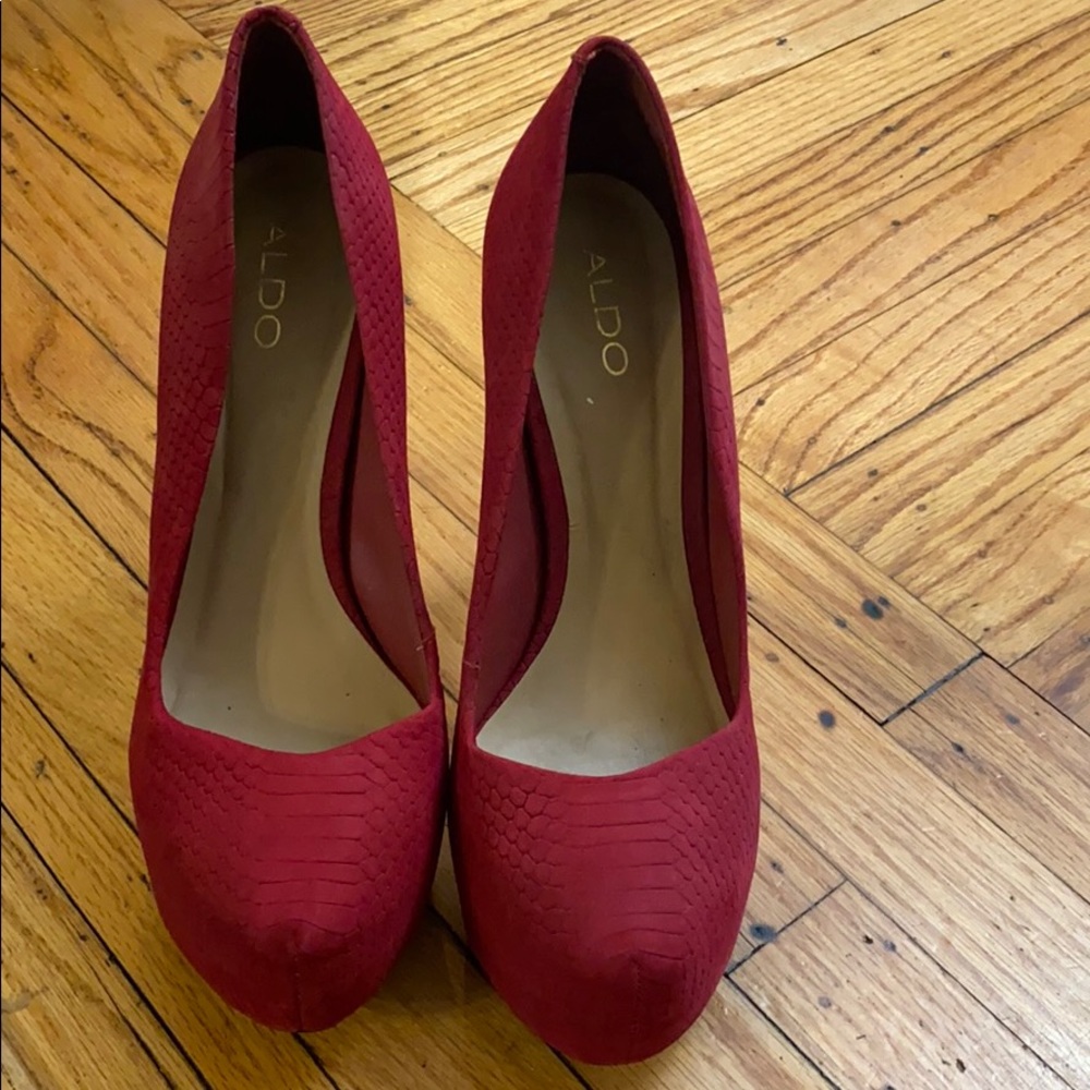 Also Red Pumps size 10